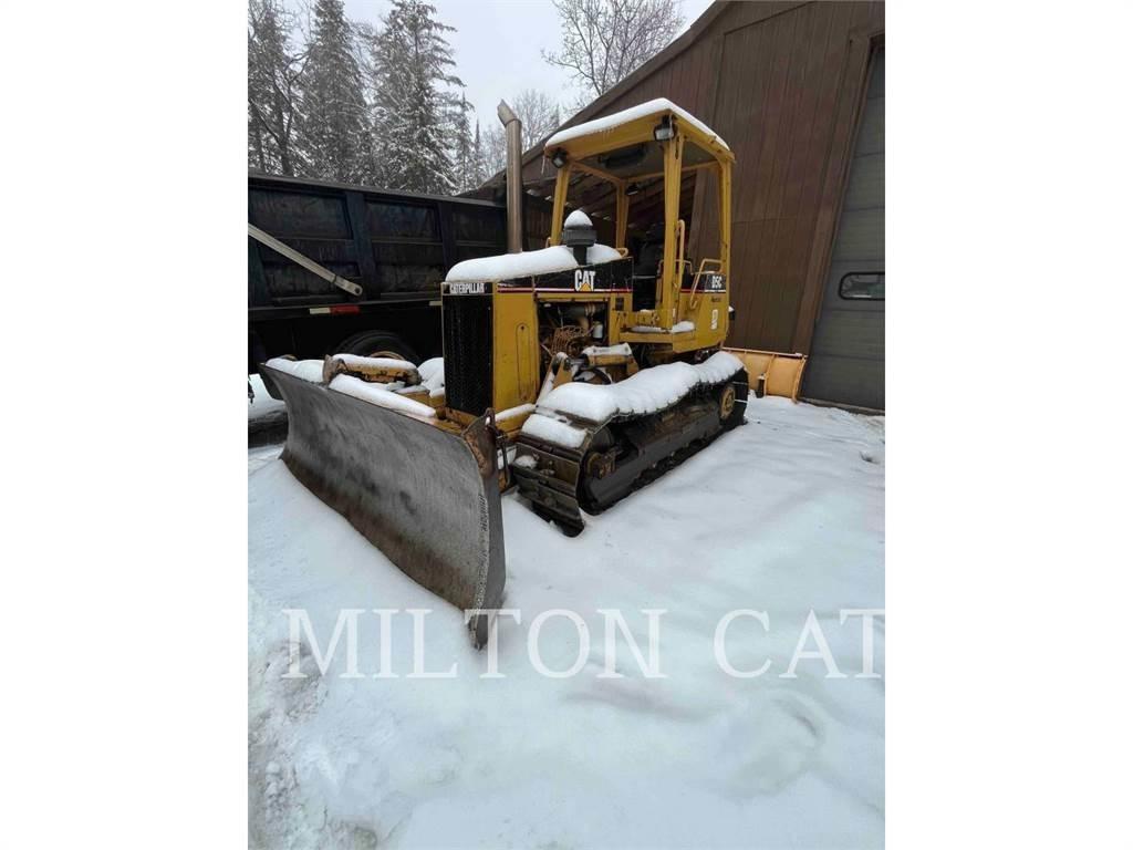 CAT D5CIII Buldooserid