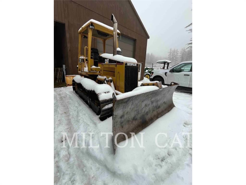 CAT D5CIII Buldooserid