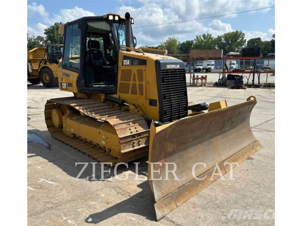 CAT D5K Buldooserid