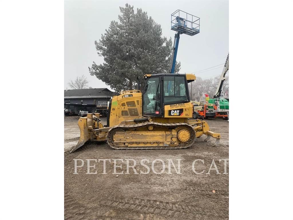 CAT D5K2 Buldooserid