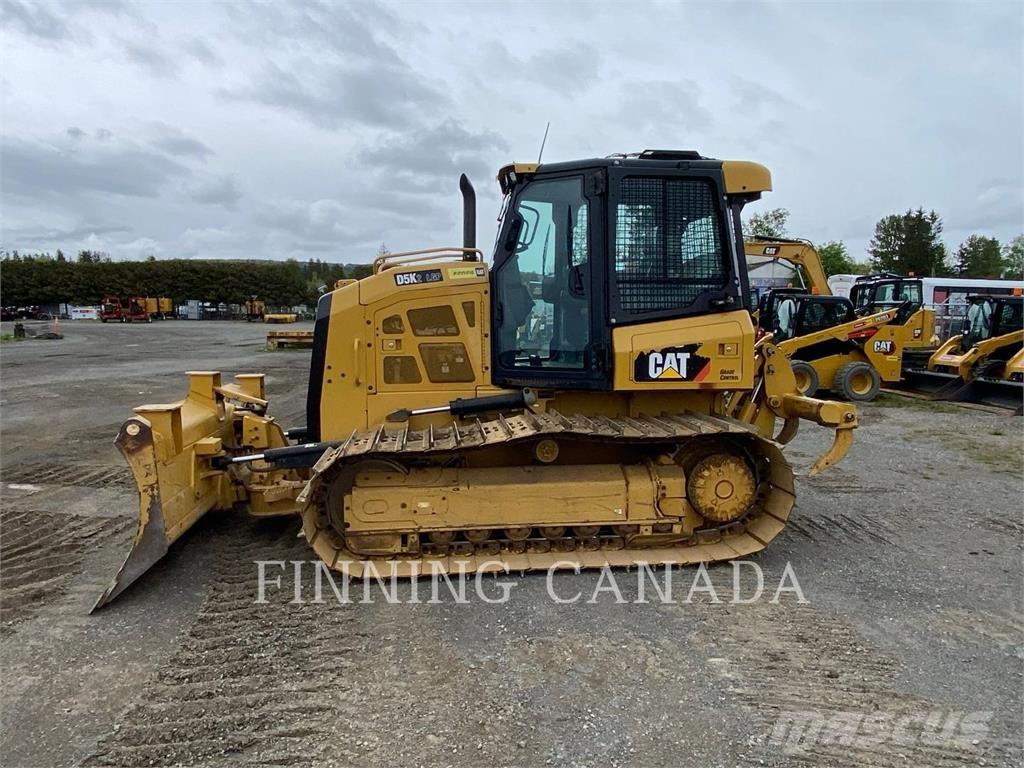 CAT D5K2 Buldooserid