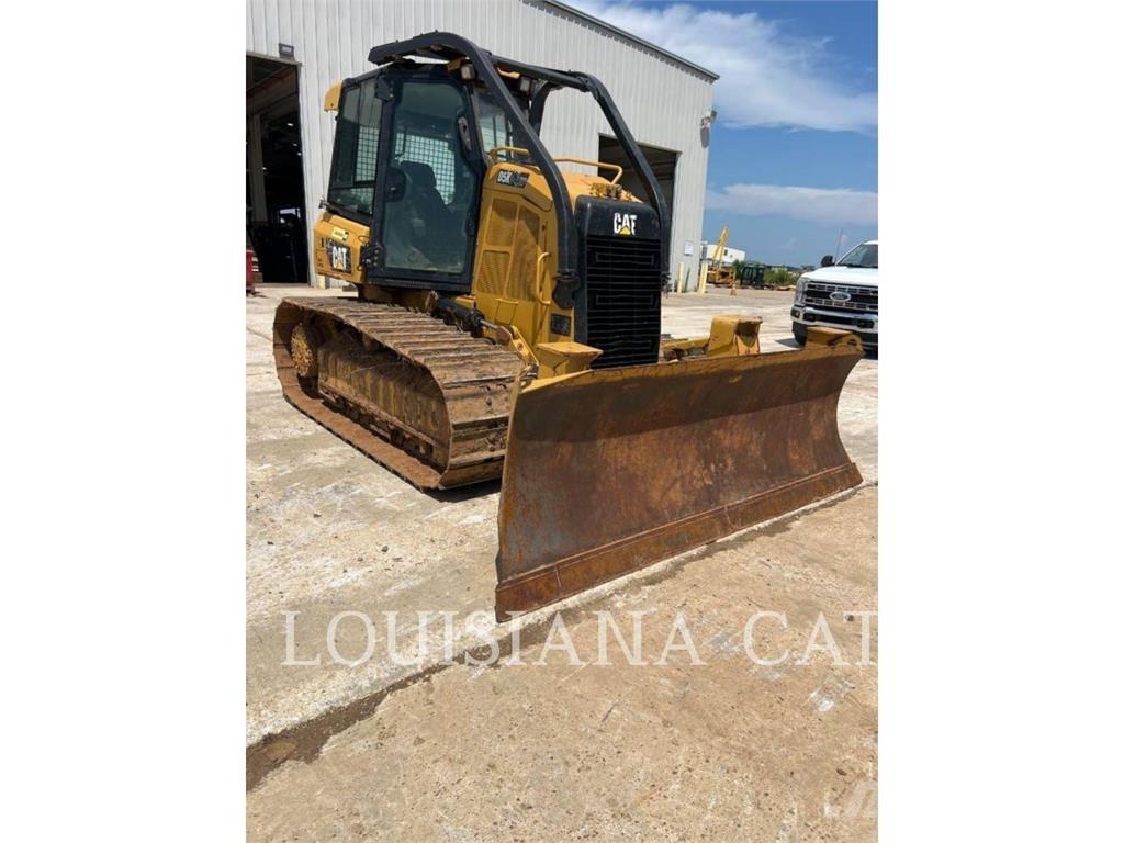 CAT D5K2 LGP Buldooserid