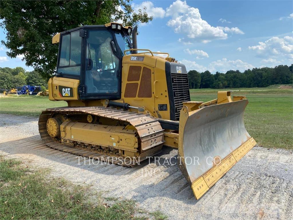 CAT D5K2 LGP Buldooserid