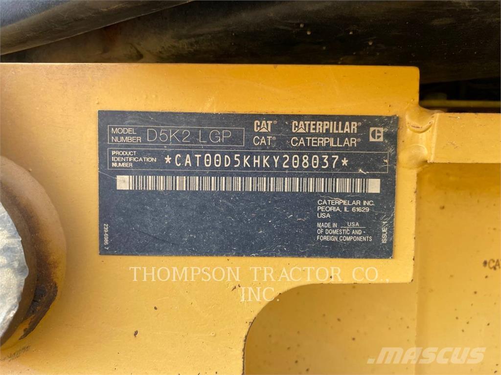 CAT D5K2 LGP Buldooserid
