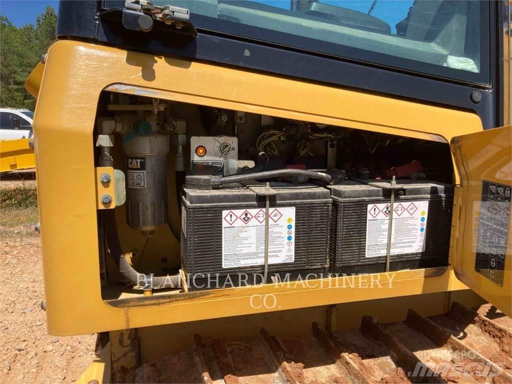CAT D5K2LGP Buldooserid