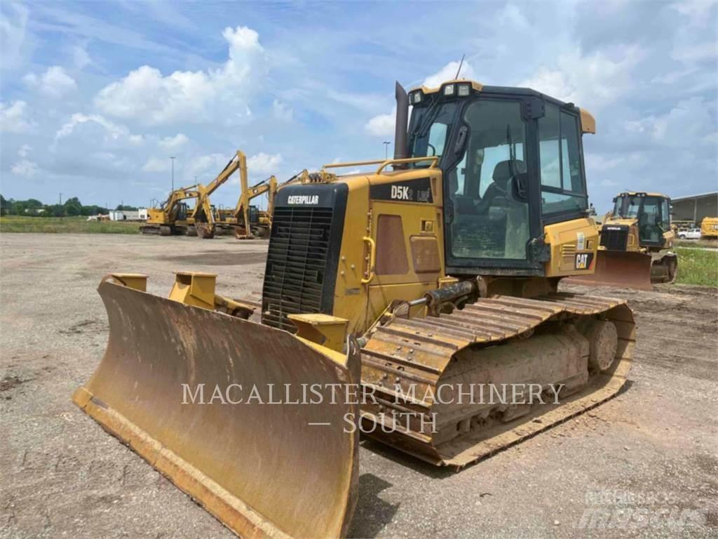 CAT D5K2LGP Buldooserid