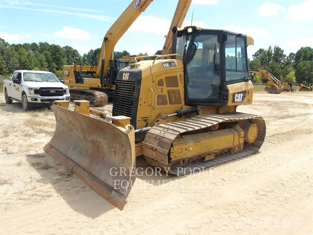 CAT D5K2LGP Buldooserid