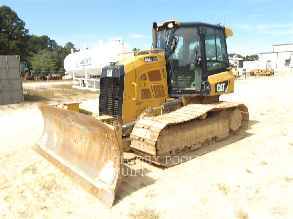 CAT D5K2LGP Buldooserid
