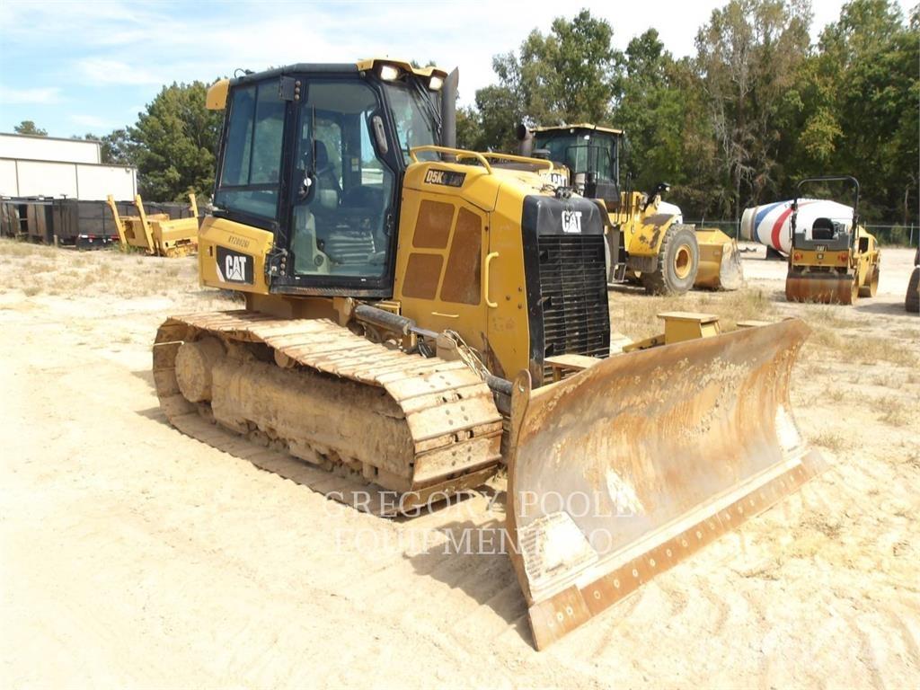CAT D5K2LGP Buldooserid