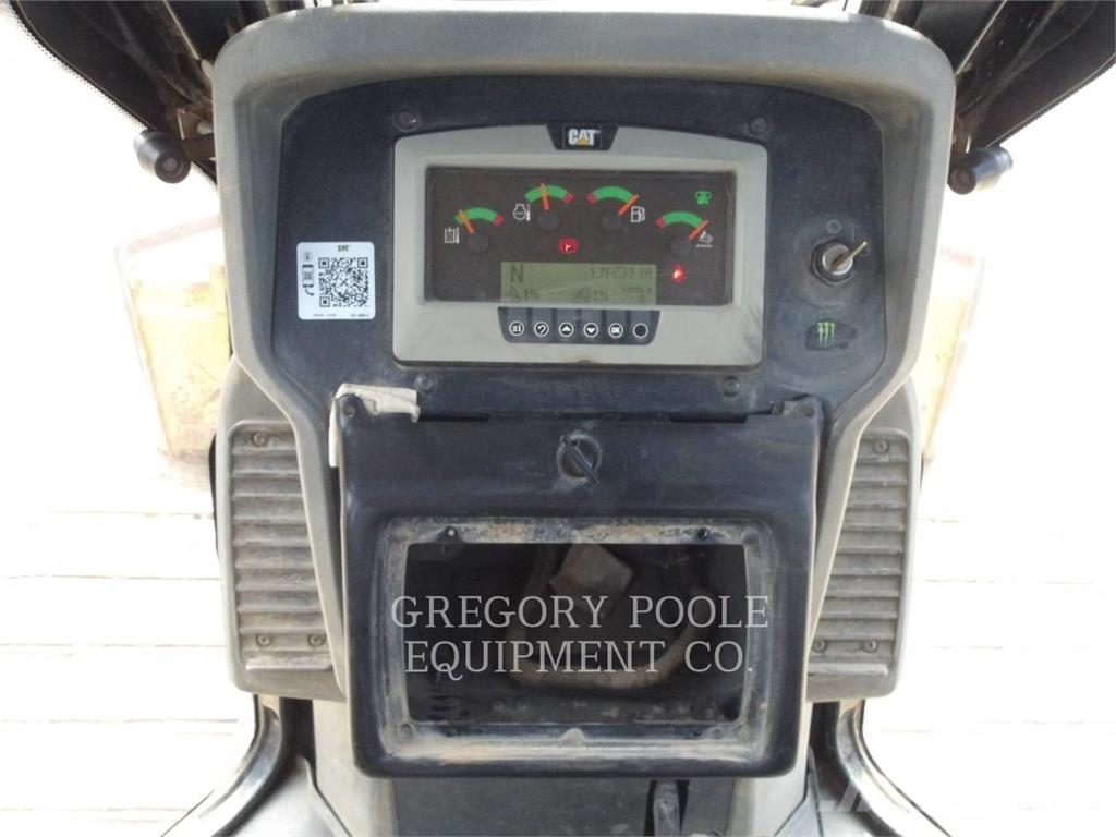 CAT D5K2LGP Buldooserid