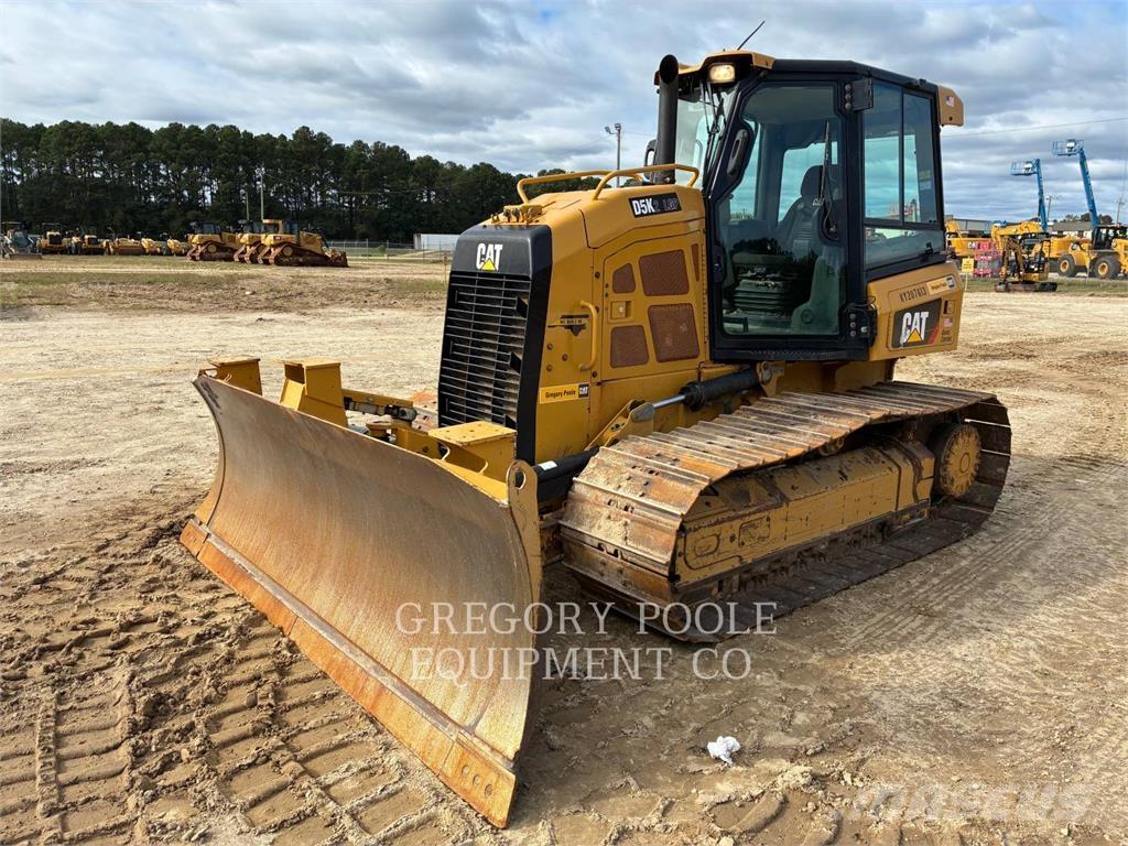 CAT D5K2LGP Buldooserid