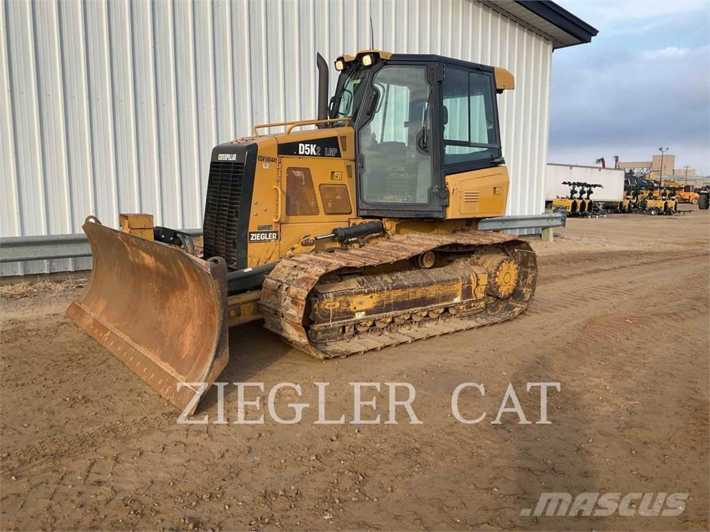 CAT D5K2LGP Buldooserid