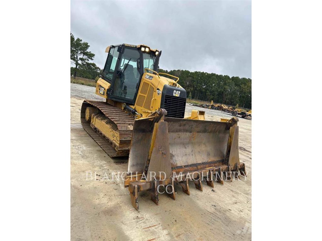 CAT D5K2LGP Buldooserid