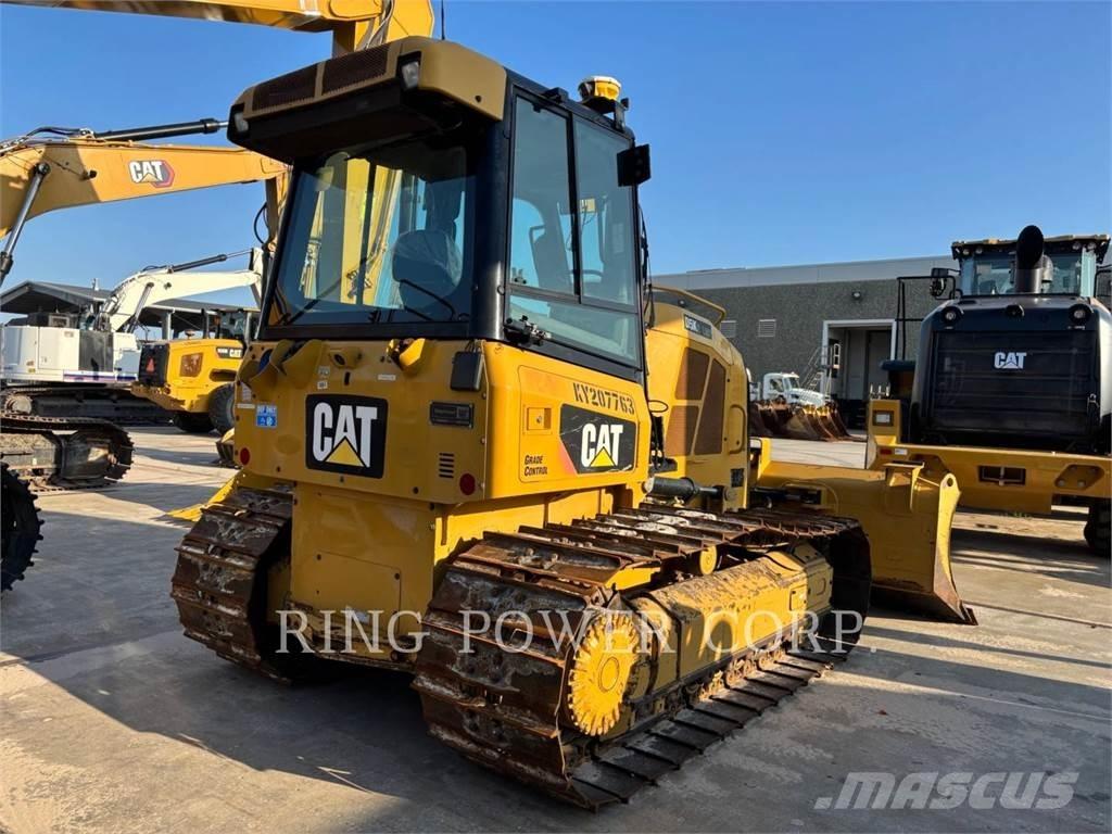 CAT D5K2LGPCAB Buldooserid