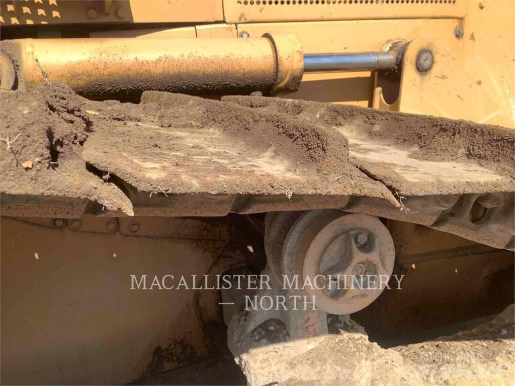 CAT D5ML Buldooserid