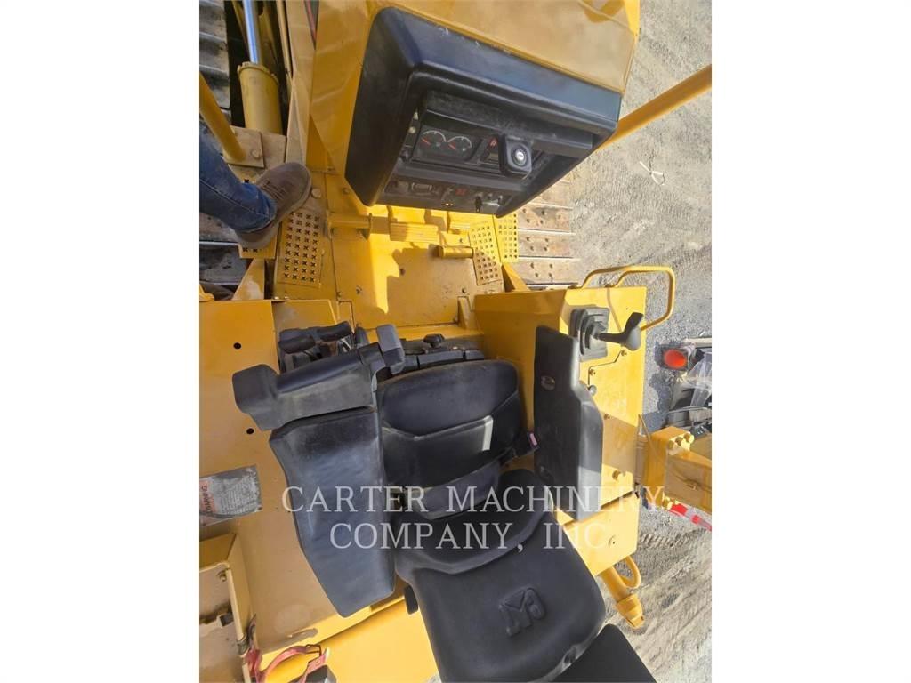 CAT D5MXL Buldooserid