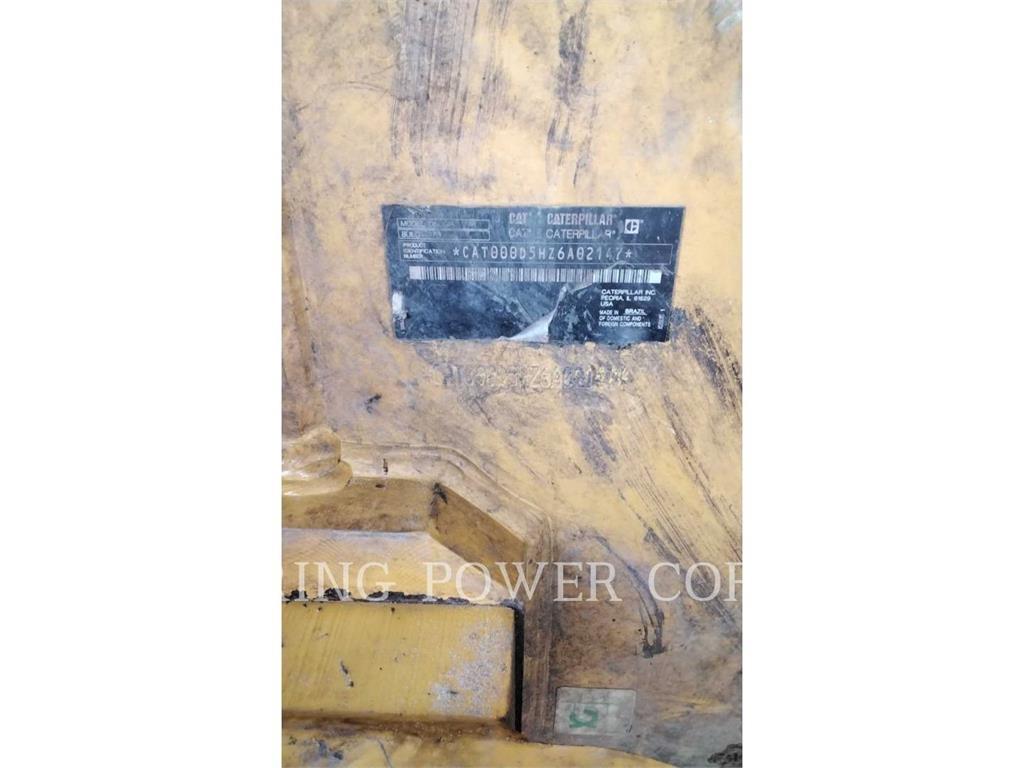 CAT D5VPEW Buldooserid