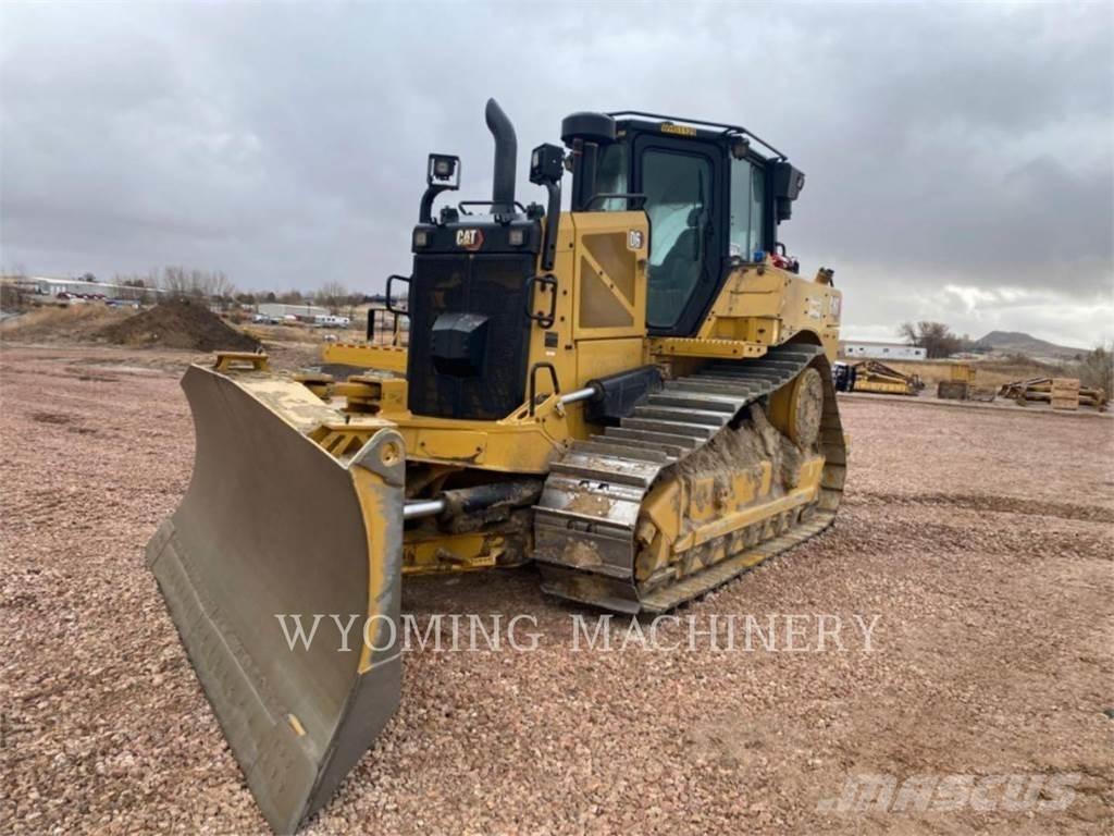 CAT D6 Buldooserid