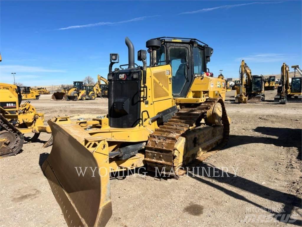 CAT D6 Buldooserid