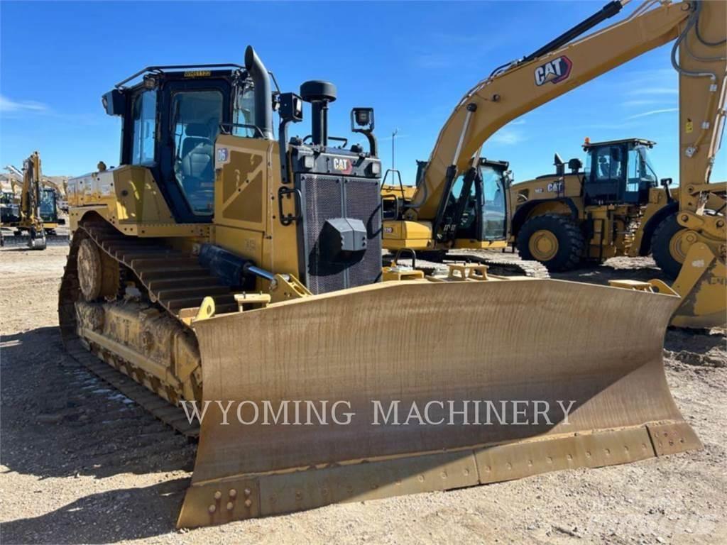 CAT D6 Buldooserid