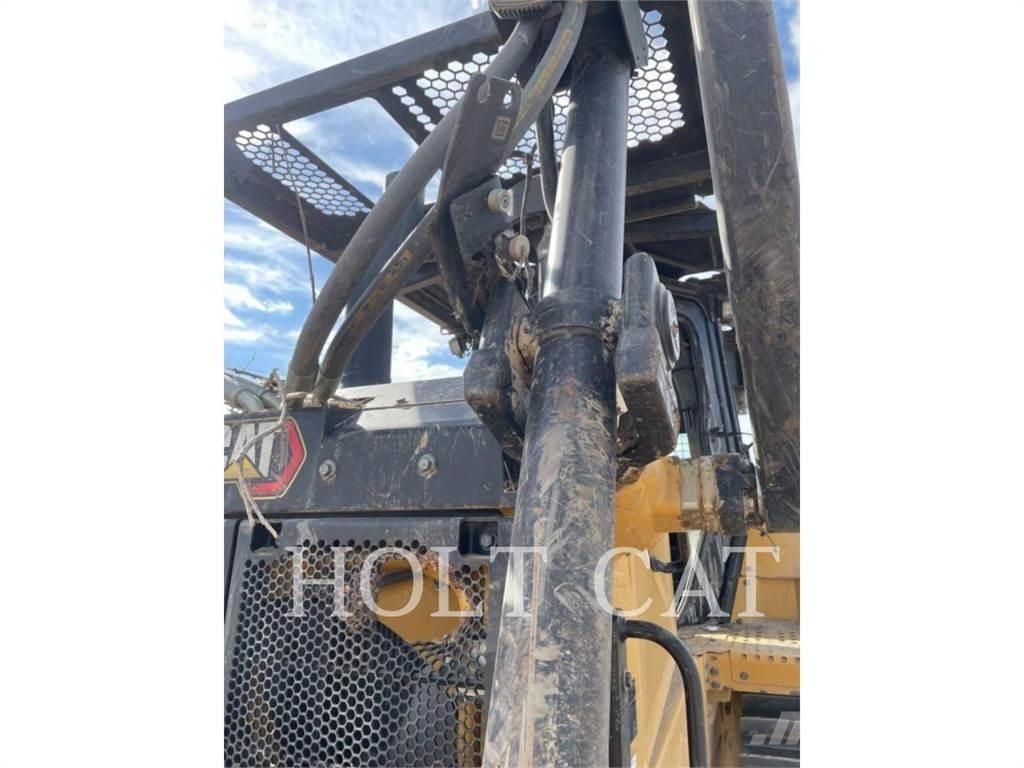 CAT D6 Buldooserid