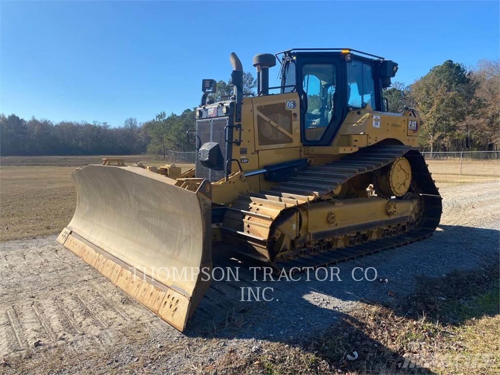 CAT D6 Buldooserid