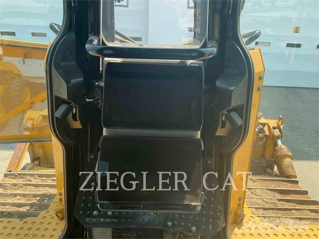 CAT D6 Buldooserid