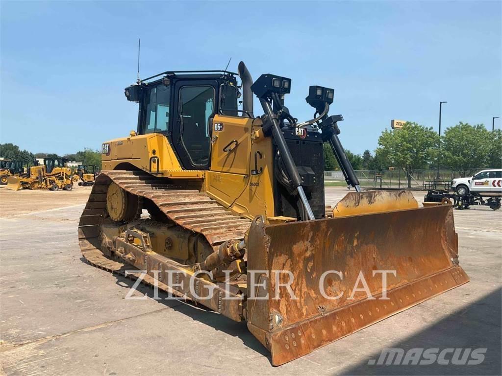 CAT D6 Buldooserid