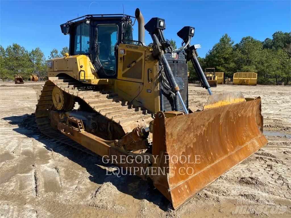 CAT D6-20 Buldooserid