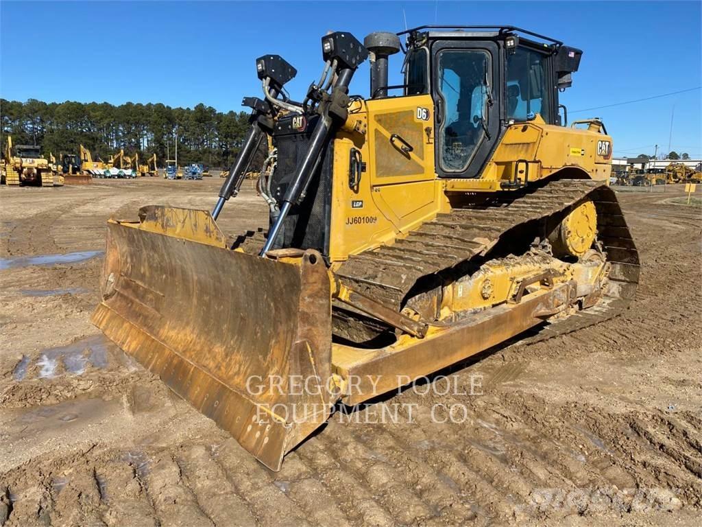 CAT D6-20 Buldooserid