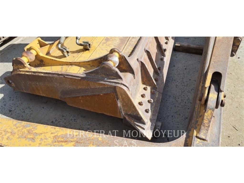 CAT D6-20 Buldooserid