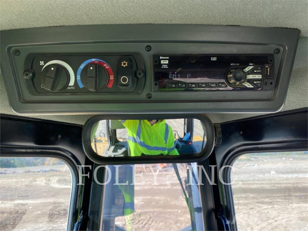 CAT D6-20 Buldooserid