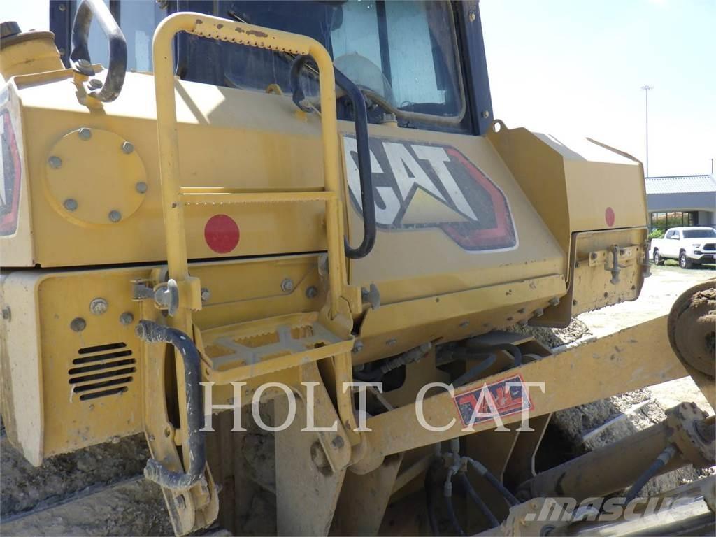 CAT D6-20XEVP Buldooserid