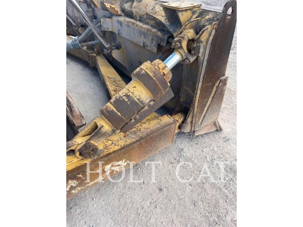 CAT D6 LGP Buldooserid