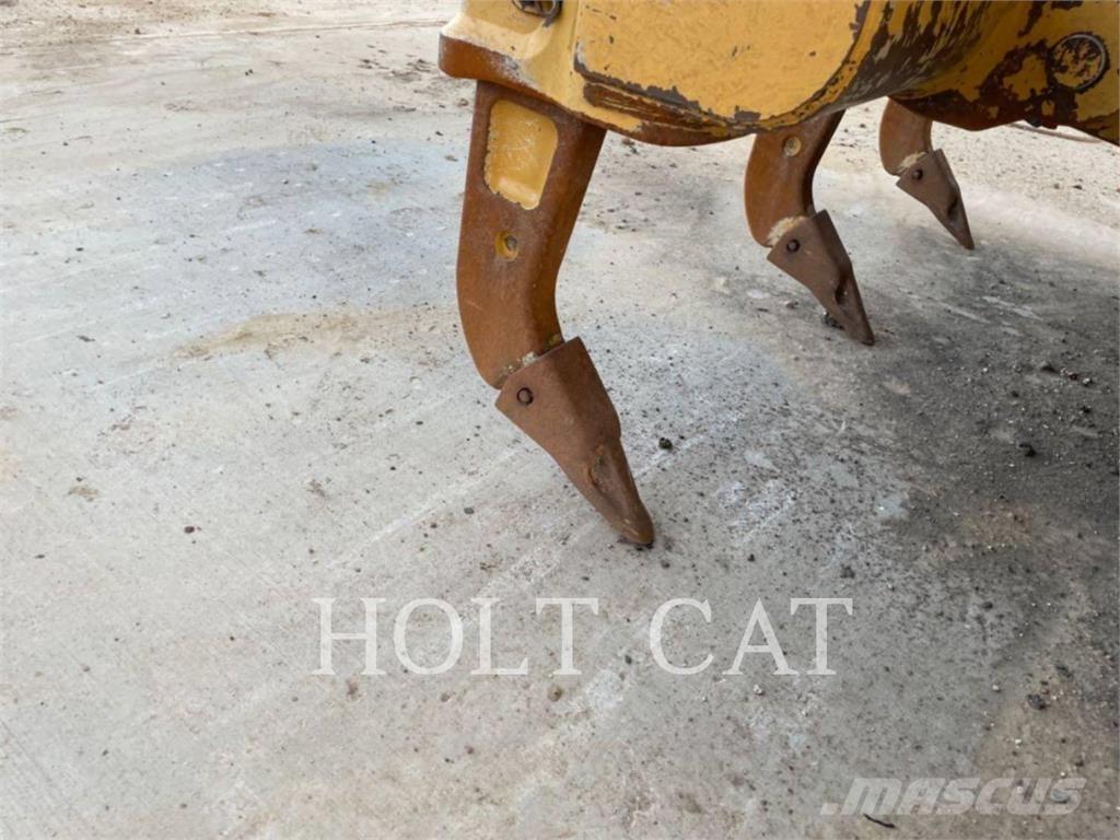 CAT D6 LGPVP3 Buldooserid