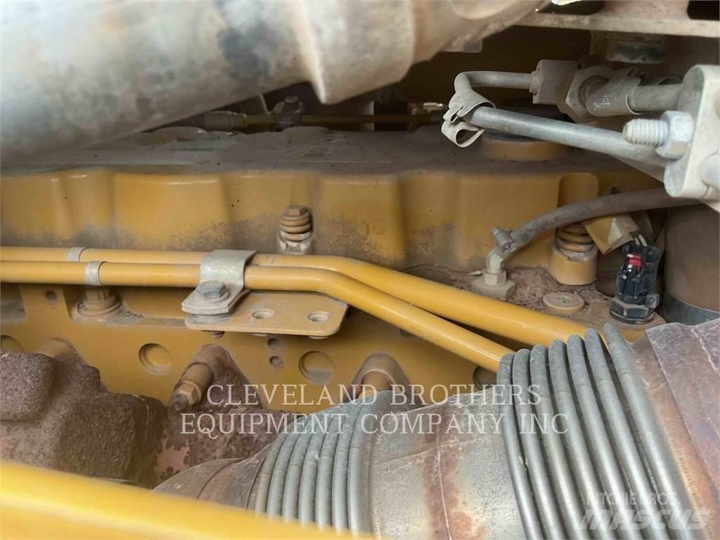 CAT D6 LGPWVP Buldooserid