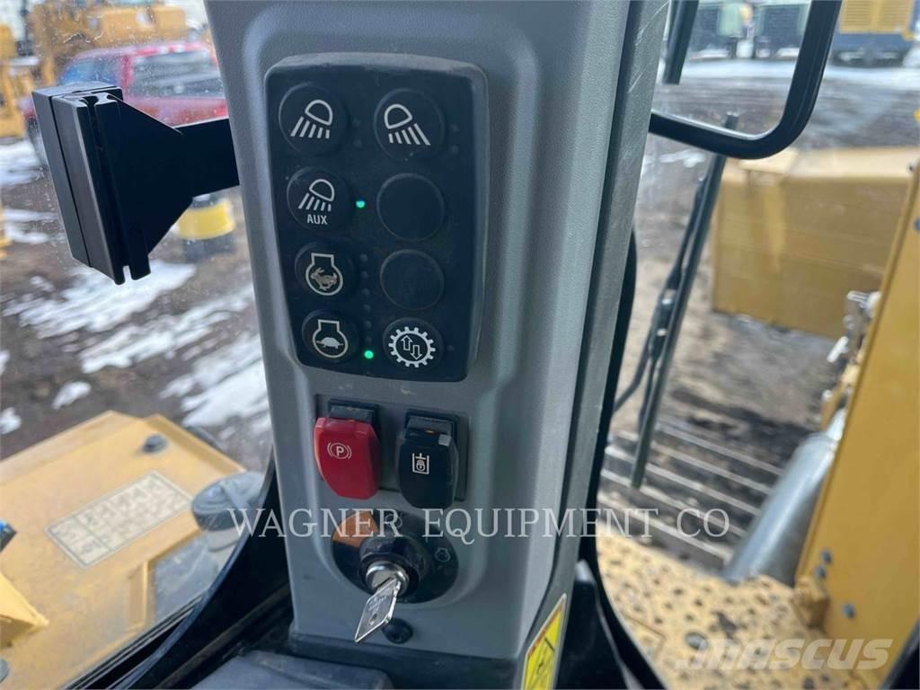 CAT D6 VP Buldooserid