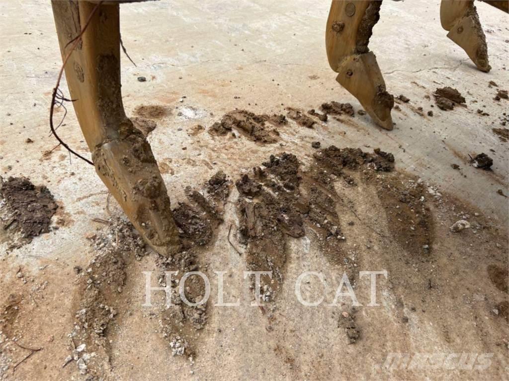 CAT D6 XE Rataslaadurid