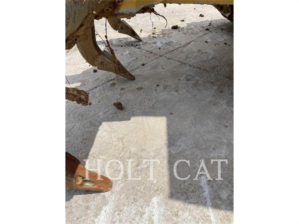 CAT D6 XELGPVP Buldooserid
