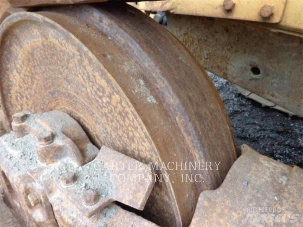 CAT D6C Buldooserid