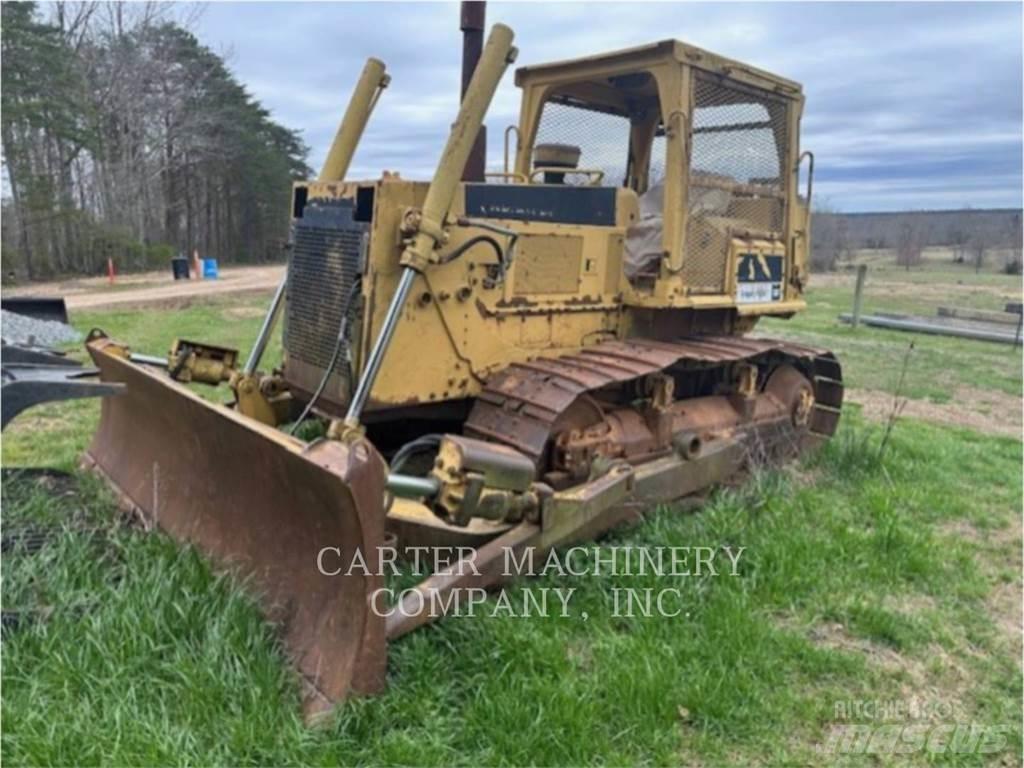 CAT D6D Buldooserid