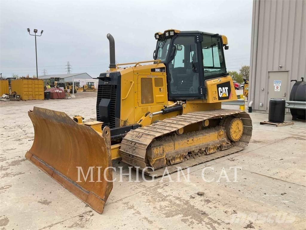 CAT D6K2L AHZ24F Buldooserid