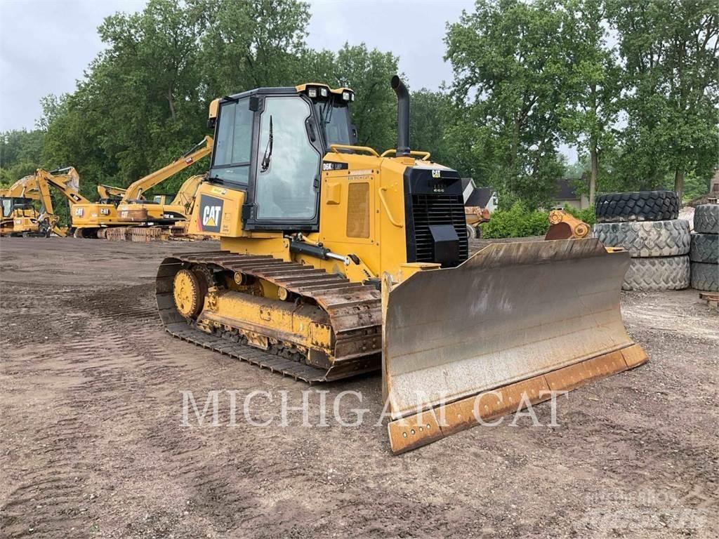 CAT D6K2L AZ24F Buldooserid