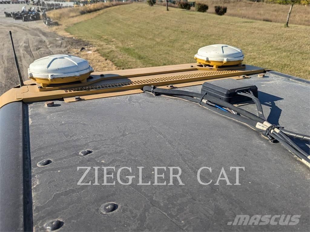 CAT D6K2LGP Buldooserid