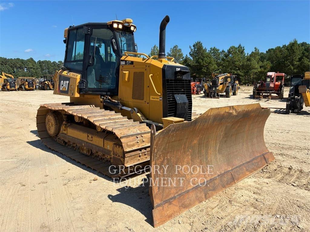 CAT D6K2LGP Buldooserid
