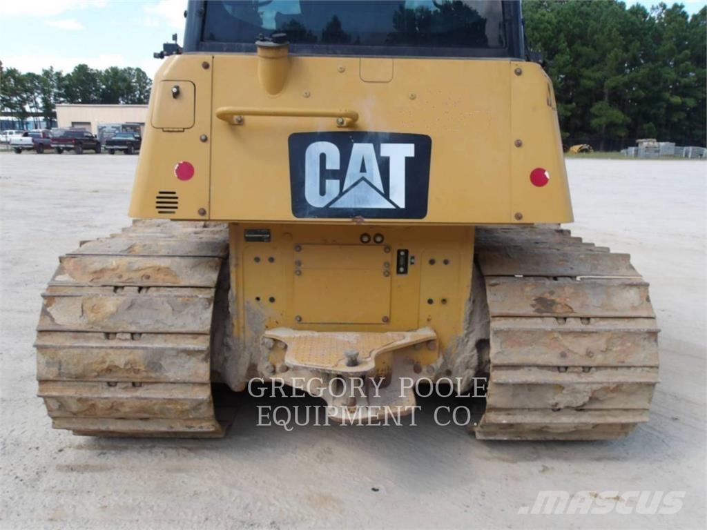 CAT D6K2LGP Buldooserid