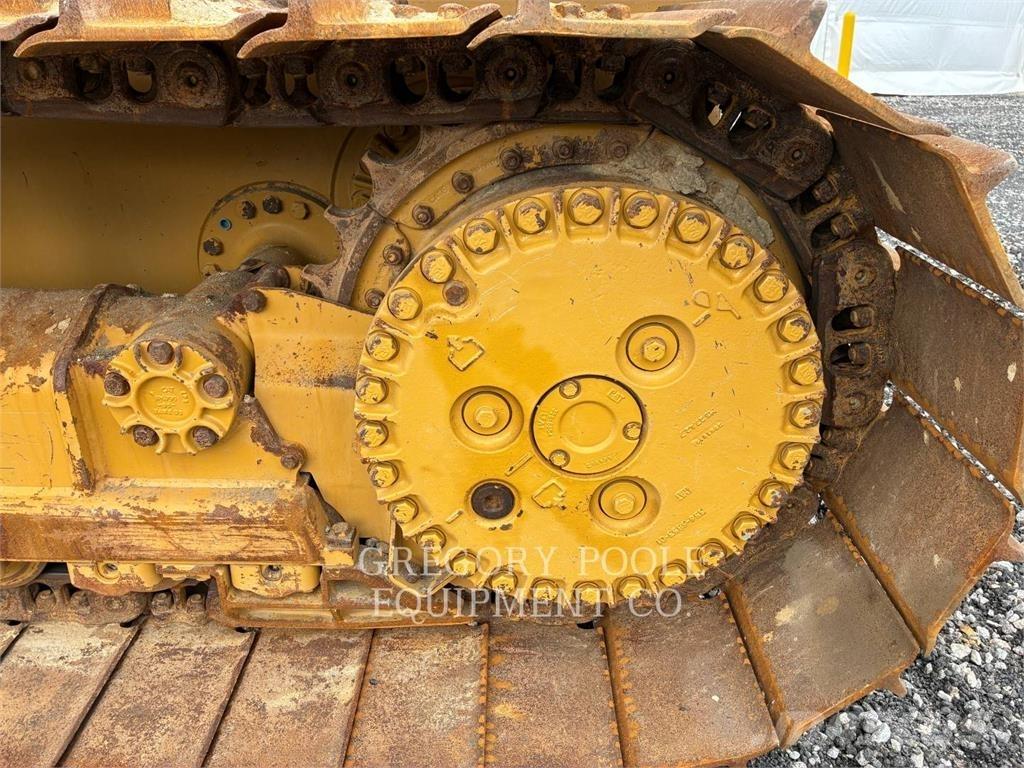 CAT D6K2LGP Buldooserid