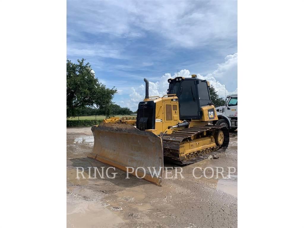 CAT D6K2LGPEW Buldooserid