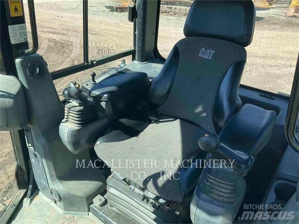 CAT D6K2XL Buldooserid