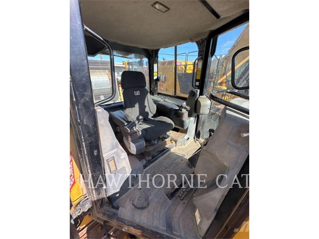 CAT D6K2XL GCS Buldooserid